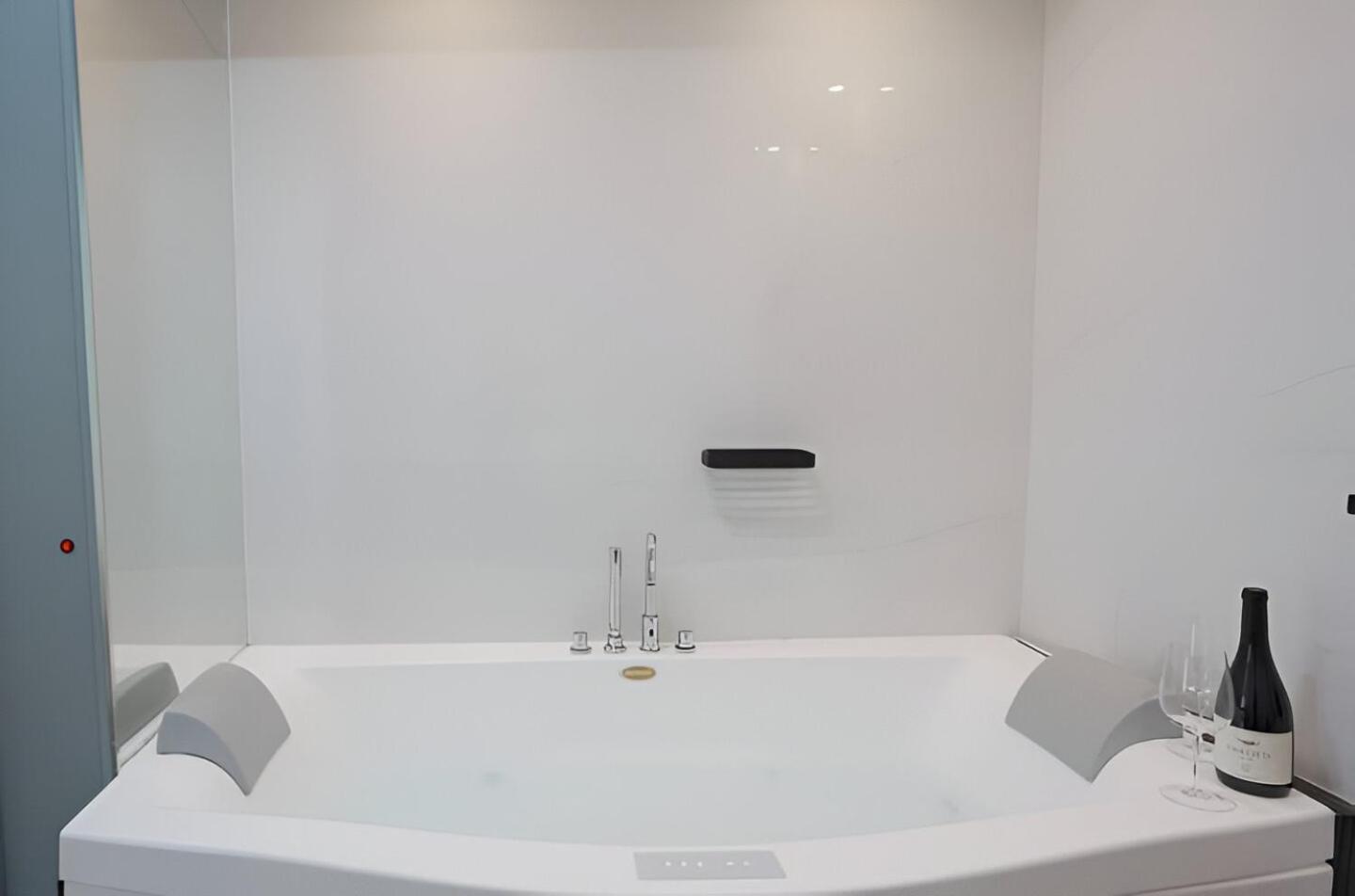 Paradise+ With Jacuzzi In The Heart Of Athens! מראה חיצוני תמונה